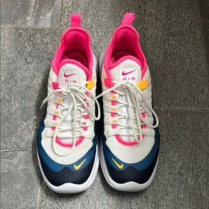 Women’s Nike air max